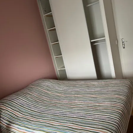 Joli T4 Recent Grand Balcon 8 Proche Du Metro Апартаменты